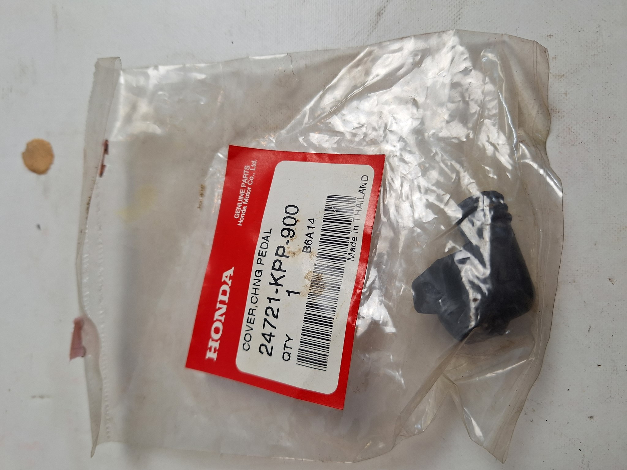 Picture of COVER,CHNG PEDAL  24721-KPP-900  